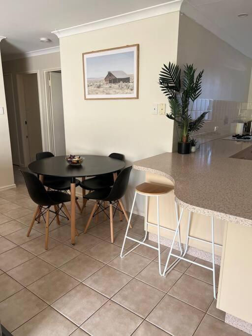 Tupper Retreat Apartment *